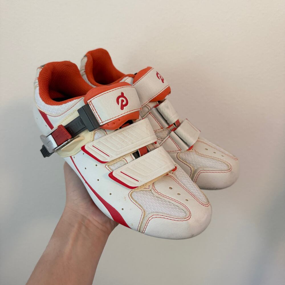 Peloton Cycling Shoes Sz 38 / Women’s 7